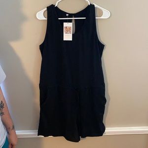 Black romper never worn